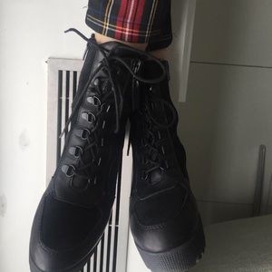 Kendall + Kylie platform Boots